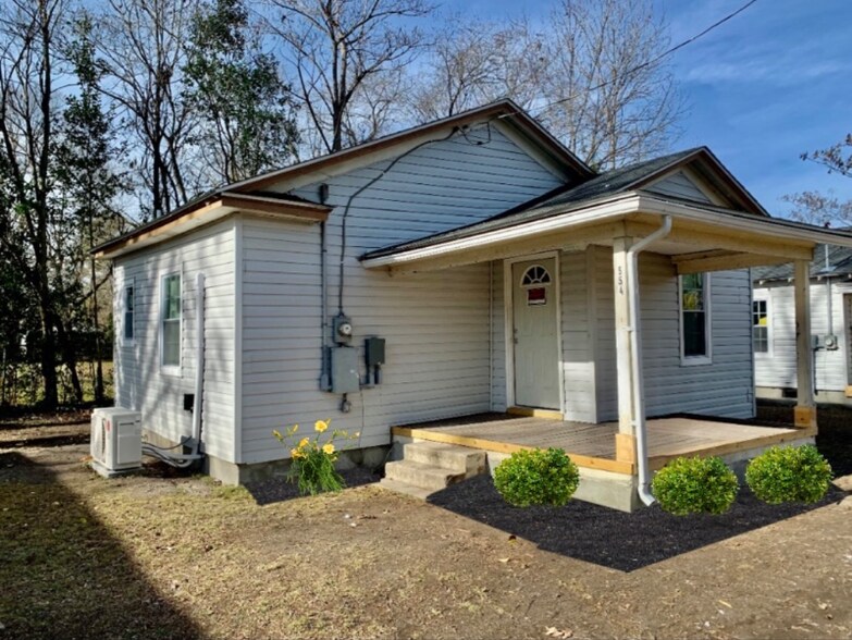 Building Photo - 554 Miller Pl