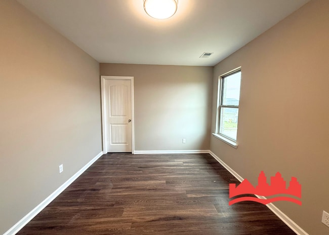 Building Photo - 7565 Bridalbrook Ln