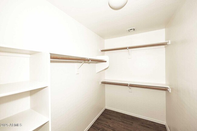 Building Photo - 29237 N Yellow Bee Dr