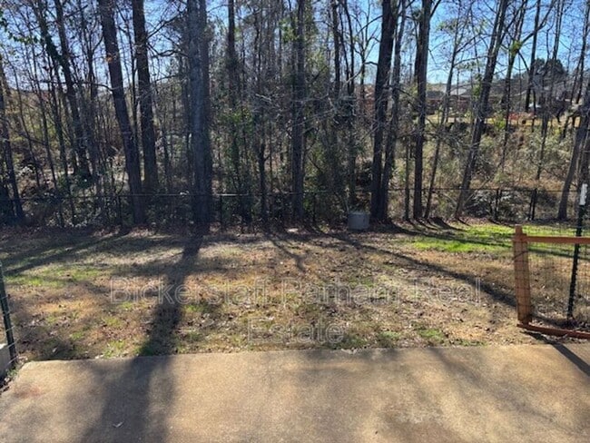 Building Photo - 9146 Garrett Lake Dr