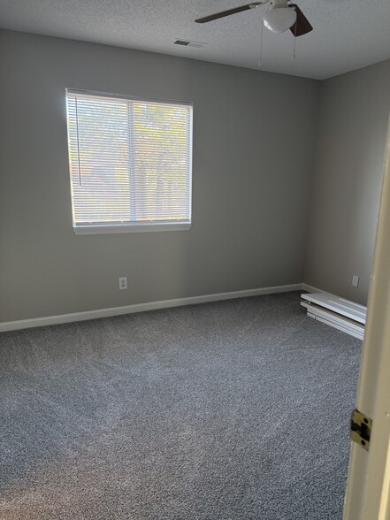 Building Photo - 440 Myrtle Greens Dr