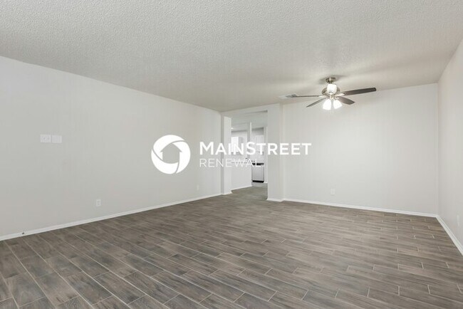 Building Photo - 3 Bedroom Pet-Friendly Home in CONVERSE, TX with Main Street Renewal