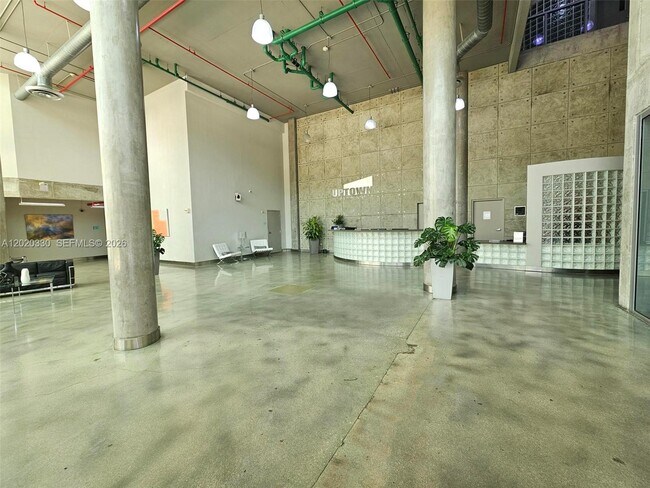 Building Photo - 3029 NE 188th St