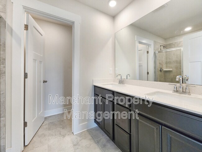 Building Photo - 130 Outback Dr