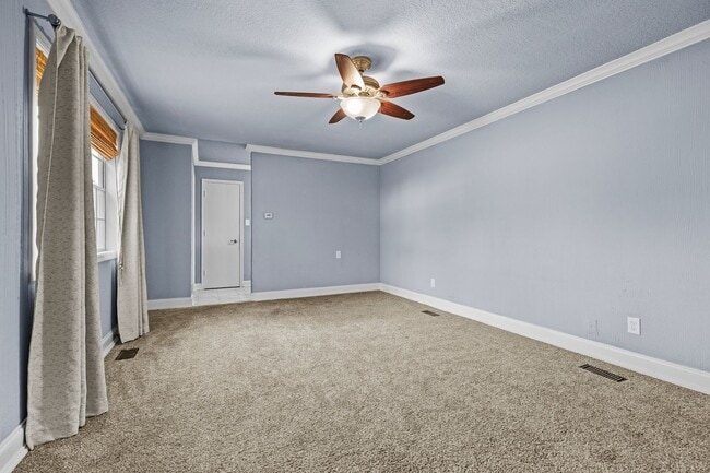Building Photo - 3815 Free Ferry Ln