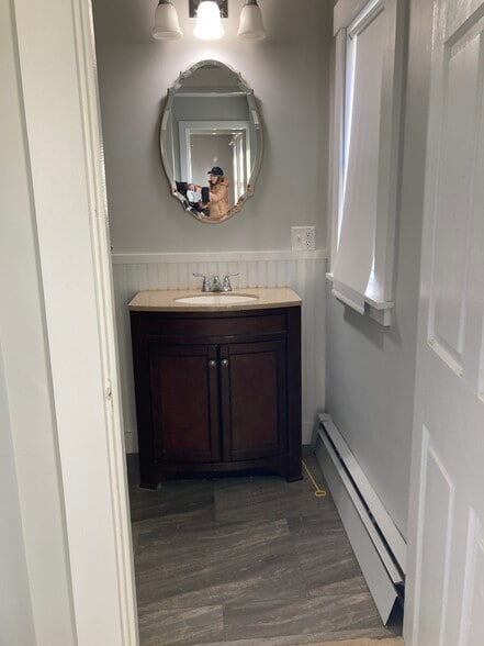 Building Photo - 1 Franklin St