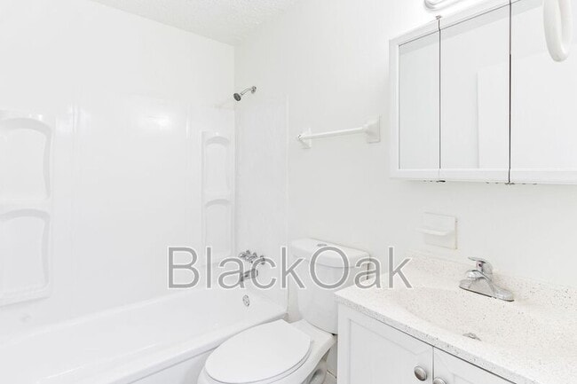 Building Photo - 4213 Foreman Ln