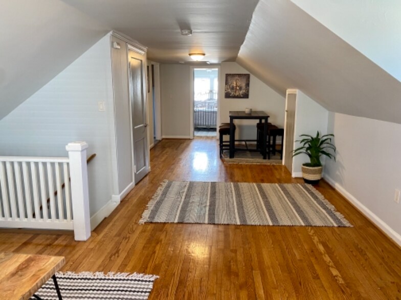 Primary Photo - 3405 40th Ave