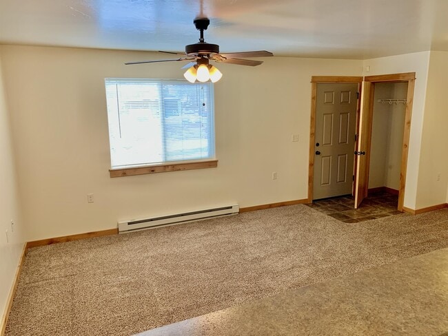 Building Photo - 1234 Phoenix Ave