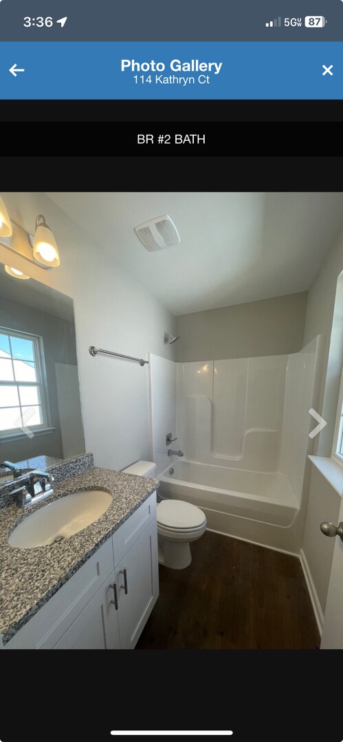 Building Photo - Lovely Columbia Townhome Coming soon