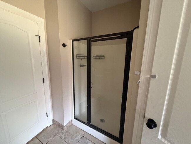Building Photo - Gorgeous 3 Bedroom North Bossier Home