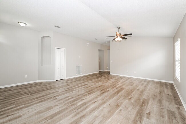 Building Photo - 12586 Brookchase Ln