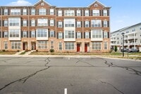 Building Photo - 22824 Ferncrest Terrace