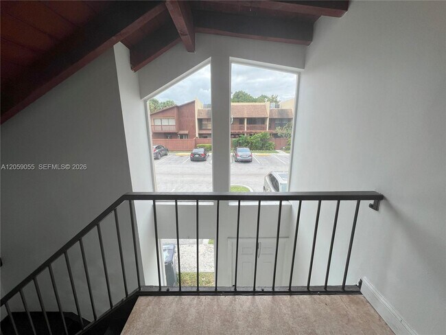 Building Photo - 6211 SW 116th Pl