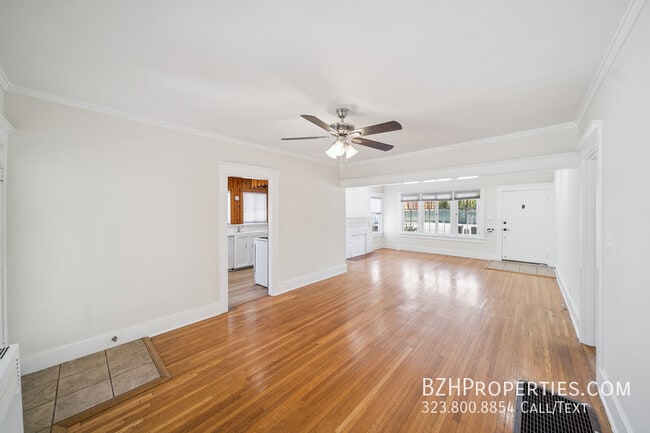 Building Photo - 503 Burchett St