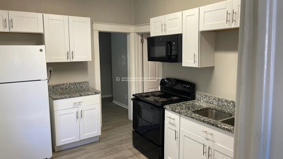 Building Photo - 2301 College Ave