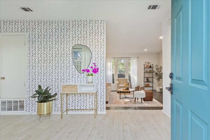 Building Photo - 12205 Midland Walk