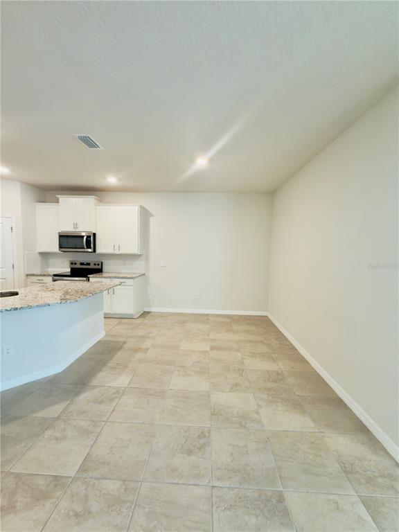 Building Photo - 626 157th Ct E