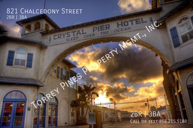 Building Photo - 821 Chalcedony St