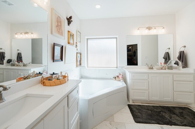 Building Photo - 5401 Constitution Ave