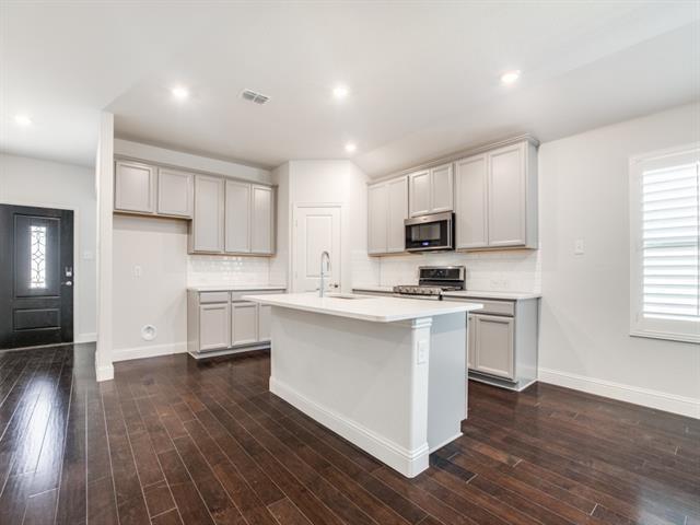 Building Photo - 3042 Ivywood Pl