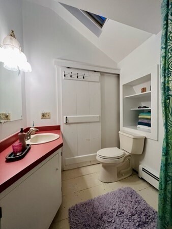 Building Photo - 376 Grove St