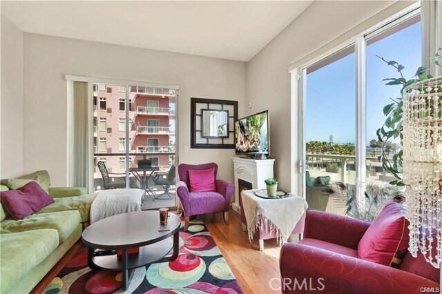 Building Photo - 388 E Ocean Blvd