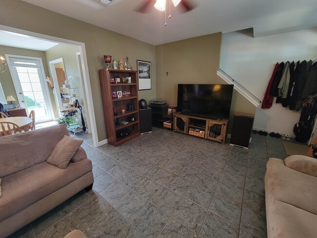 Building Photo - 4278 Avon Park Cir