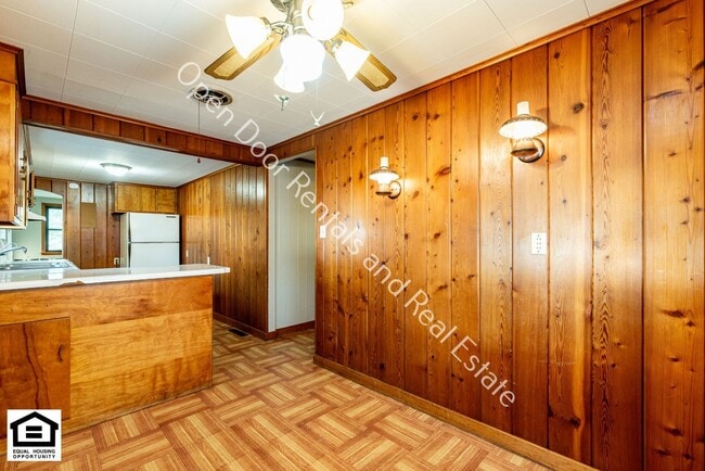 Building Photo - 3 bedroom home now available