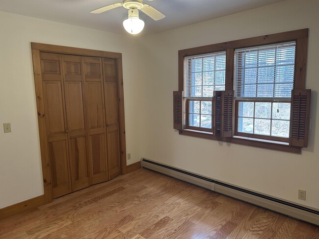 Building Photo - 108 S Bennington Rd