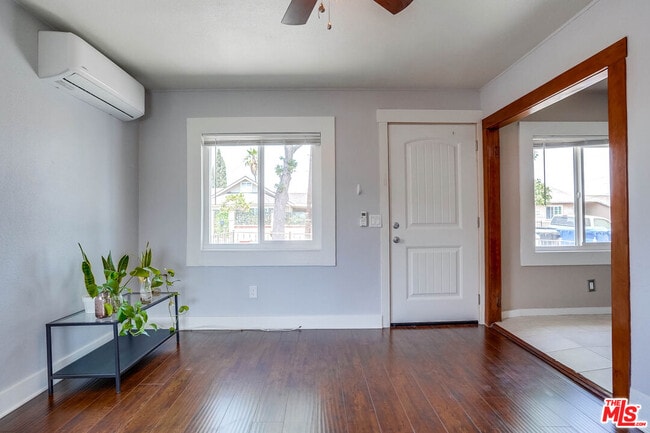 Building Photo - 3046 Chadwick Dr