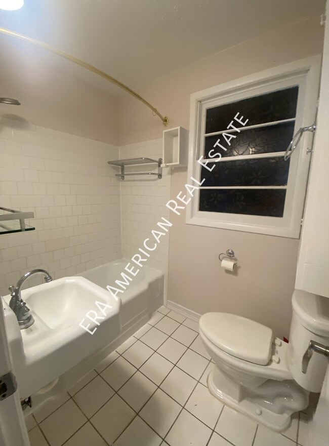 Building Photo - 9 Okahatchee Cir SE