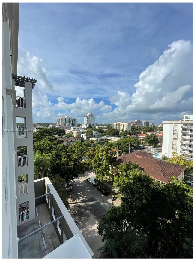 Building Photo - 50 Menores Ave