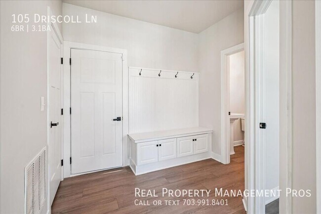 Building Photo - 105 Driscoll Ln