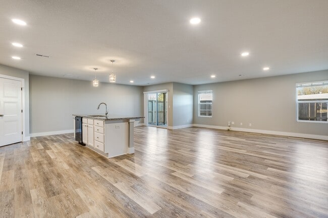 Building Photo - 8826 W Haylee St