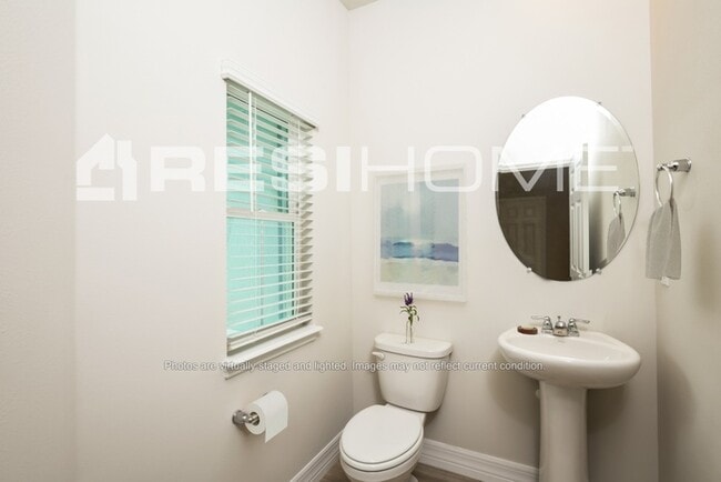 Building Photo - 156 Honeytree Ln