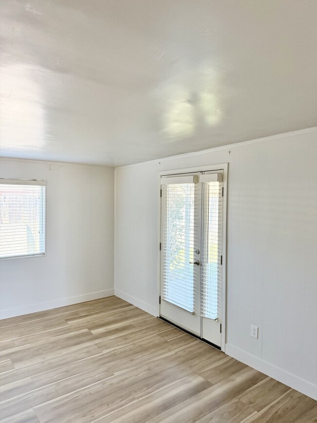 Building Photo - 3636 W Tulare Ave