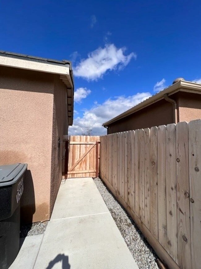 Building Photo - Coming Soon!