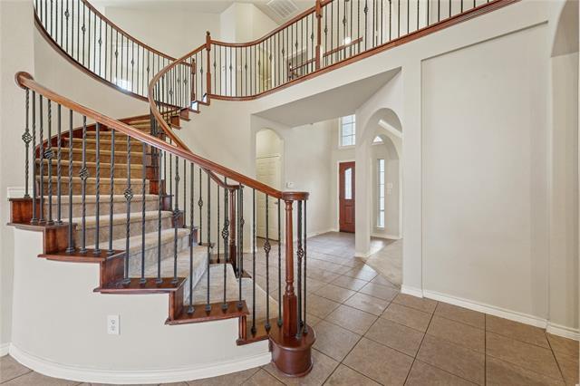 Building Photo - 11800 Pondview Ln