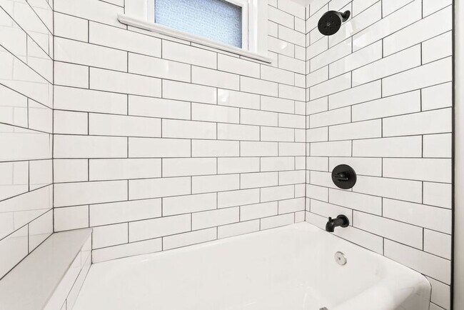 Building Photo - 101 Union Ave