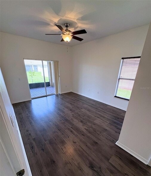 Building Photo - 3637 Weatherfield Dr