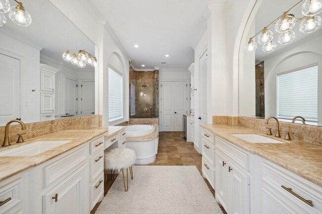 Building Photo - 3917 Tennyson St