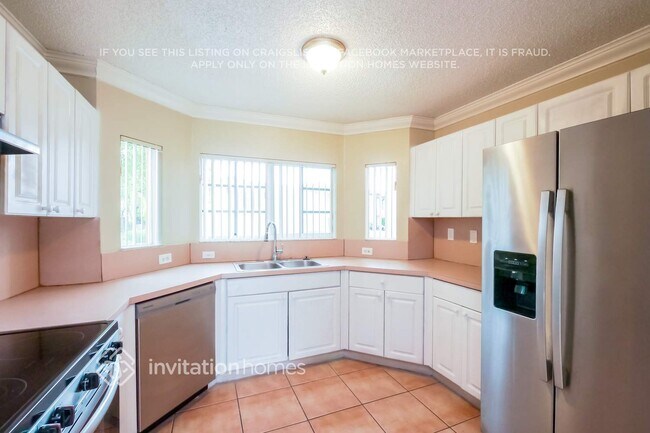 Building Photo - 14132 SW 166th Terrace