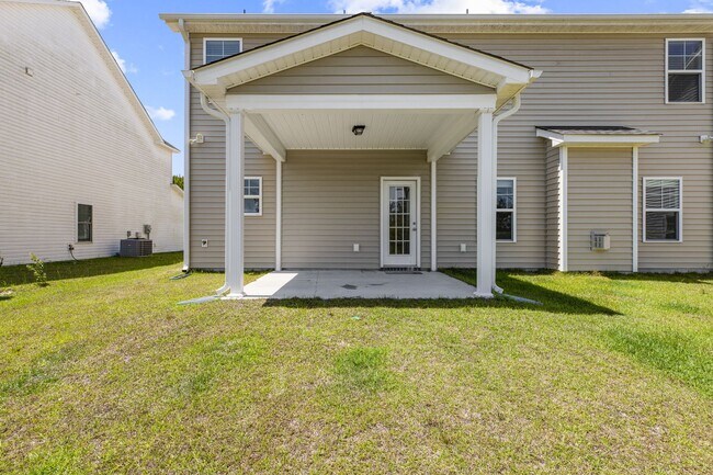 Building Photo - Elegant Home in Oyster Landing
