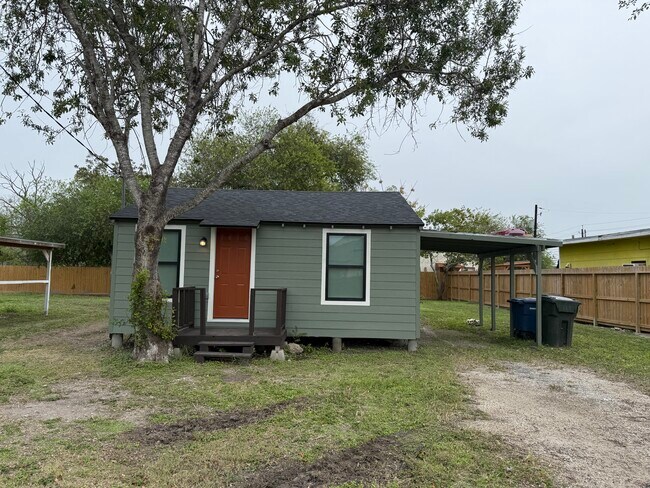 Primary Photo - 5442 Nelson Ln