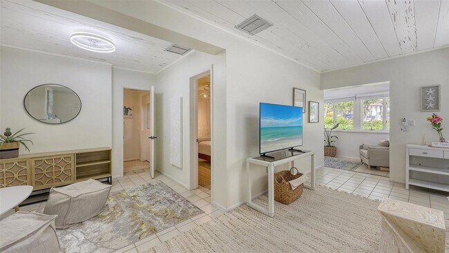 Building Photo - 3604 Casey Key Rd