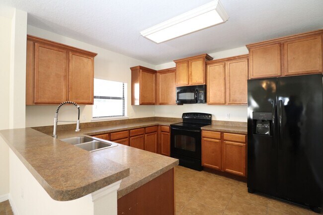 Building Photo - Easy Living 3/2/2