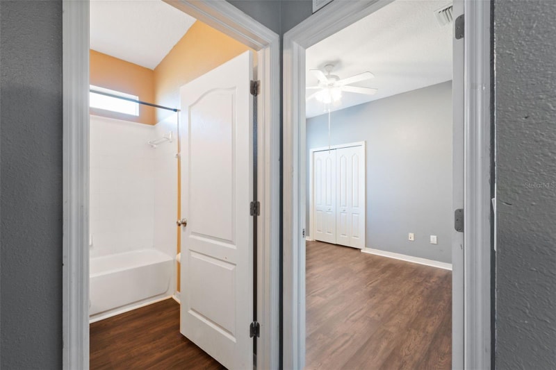 Building Photo - 14027 Bensbrook Dr