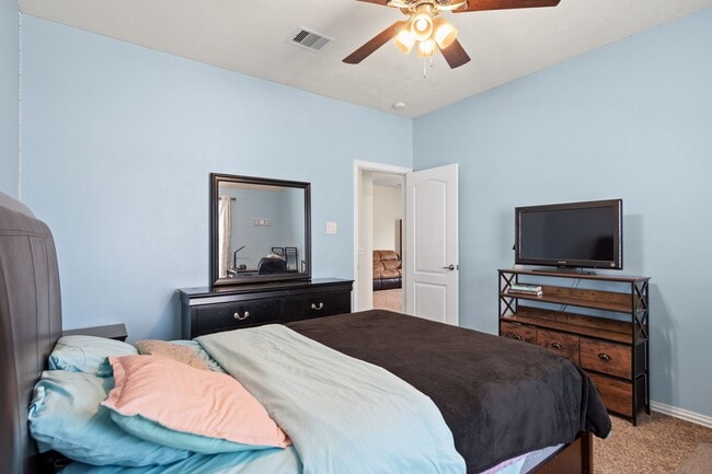 Building Photo - 4218 Audrey Manor Ln