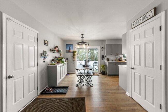 Building Photo - 1620 Lucylle Ave